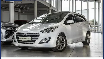 Gebraucht 2017 Hyundai i30 Passion Kombi | 11.950 € (Fairer Preis)