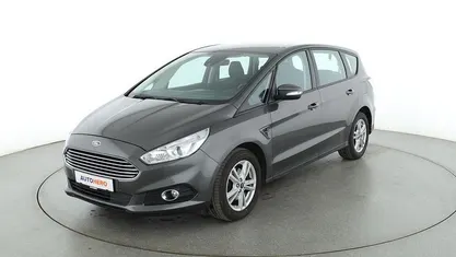 Gebraucht Ford S-MAX Business Edition 165 PS (121 kW) 2019 Grau Van / Kleinbus