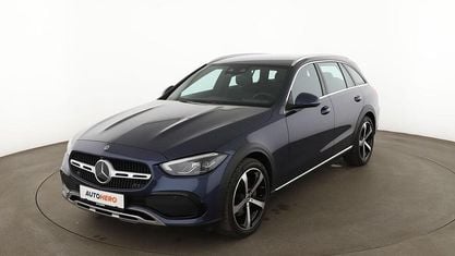 Second-hand Mercedes C220 Avantgarde 220 CP (161 kW) 2023 Albastru Break