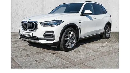 Gebraucht BMW X5 xLine 394 PS (289 kW) 2023 Mineralweiss SUV