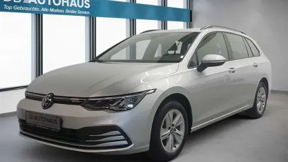 Gebraucht VW Golf VIII Life 110 PS (80 kW) 2024 Silber Kombi
