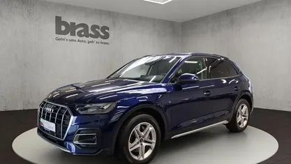 Navarrablau metallic Gebraucht 2022 Audi Q5 Ambiente SUV | 32.900 € (Guter Preis)