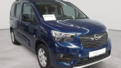 Gebraucht Opel Combo Life Ultimate 131 PS (96 kW) 2022 Ozeanblau metallic Van / Kleinbus