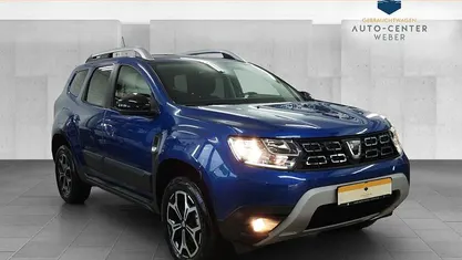 Blau Gebraucht 2020 Dacia Duster Celebration SUV | 14.890 € (Fairer Preis)