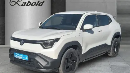 Neu Suzuki e-Vitara Comfort 127 kW (174 PS) 2026 Arctiv white (weiß) SUV