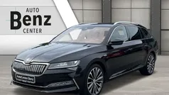 Schwarzmagic perleffekt met. Gebraucht 2021 Skoda Superb LAURIN & KLEMENT Kombi | 26.890 € (Fairer Preis)