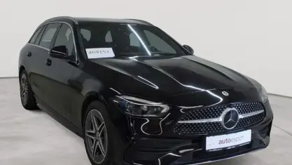 Gebraucht Mercedes C300e AMG line 204 PS (150 kW) 2023 Obsidianschwarz metallic Kombi