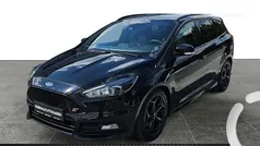 Schwarz Gebraucht 2018 Ford Focus ST Kombi | 16.890 € (Fairer Preis)