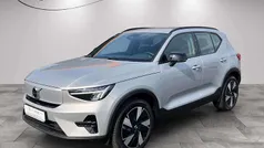 Silver dawn / metallic Gebraucht 2023 Volvo XC40 Core SUV | 37.900 € (Fairer Preis)