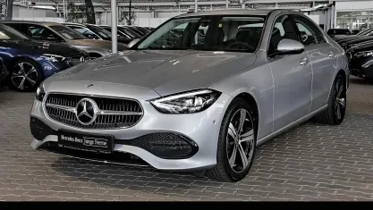 Gebraucht Mercedes C180 Avantgarde 170 PS (125 kW) 2025 Metalliclack hightechsilber Limousine