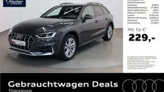 Grau Gebraucht 2022 Audi A4 Allroad Kombi | 35.480 € (Fairer Preis)