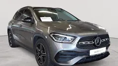 Mountaingrau metallic Gebraucht 2022 Mercedes GLA200 AMG line SUV | 34.990 € (Fairer Preis)