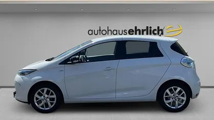 Weiß Gebraucht 2019 Renault Zoe Life Kleinwagen | 7.990 € (Guter Preis)