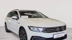 Pure white Gebraucht 2021 VW Passat GTE Kombi | 19.990 € (Fairer Preis)