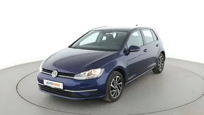 Second-hand VW Golf VII Comfortline 125 CP (91 kW) 2017 Albastru Berlinǎ