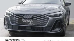 Grau / daytonagrau perleffekt Gebraucht 2024 Audi A5 S-Line Coupé | 58.430 € (Superpreis)