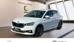 Moonweiss metallic Gebraucht 2023 Skoda Fabia Style Limousine | 20.650 € (Fairer Preis)
