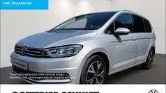 Silber Gebraucht 2022 VW Touran Highline Van / Kleinbus | 25.990 € (Fairer Preis)