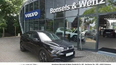 Schwarz metallic Gebraucht 2024 Citroën C4 PureTech Limousine | 19.950 € (Fairer Preis)