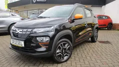 Schwarz Gebraucht 2023 Dacia Spring Essentiel Kleinwagen | 11.990 € (Fairer Preis)