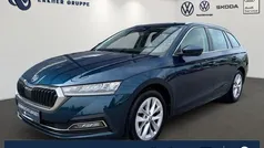 Lavablau metallic Gebraucht 2021 Skoda Octavia Style Kombi | 20.799 € (Superpreis)