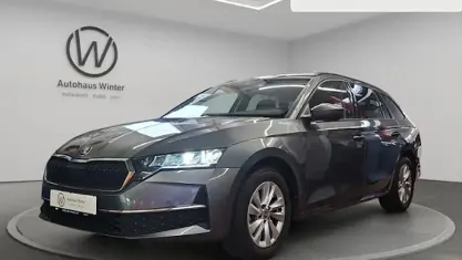 Second-hand Skoda Octavia Selection 150 CP (110 kW) 2024 Gri Break