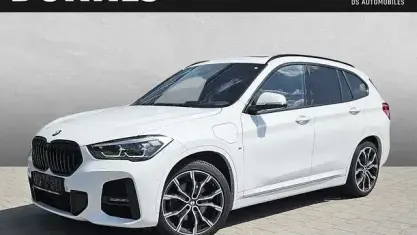 Gebraucht BMW X1 M Sport 220 PS (161 kW) 2021 Weiß SUV