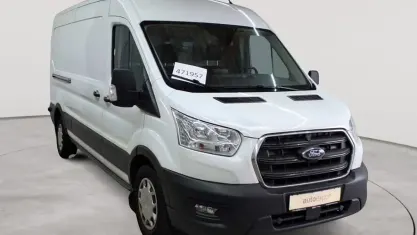 Gebraucht Ford Transit Trend 170 PS (125 kW) 2021 Frostweiß Van
