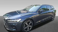 Blau Gebraucht 2024 Volvo V60 Plus Kombi | 38.998 € (Fairer Preis)