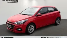 Rot Gebraucht 2020 Hyundai i20 Select Limousine | 12.950 € (Fairer Preis)