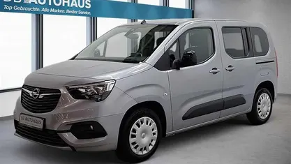 Gebraucht Opel Combo Life Elegance 131 PS (96 kW) 2022 Silber Van / Kleinbus
