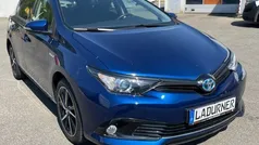 Blau Gebraucht 2018 Toyota Auris Hybrid Limousine | 17.830 € (Teuer)