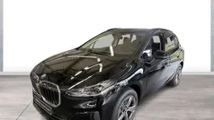 Gebraucht 2024 BMW 218 Active Tourer Sport Line Van / Kleinbus | 32.990 € (Guter Preis)