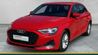 Gebraucht Audi A3 Comfort 150 PS (110 kW) 2024 Rot Limousine