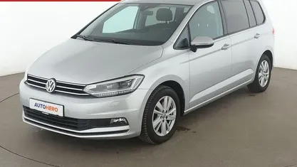 Gebraucht VW Touran Comfortline 150 PS (110 kW) 2020 Grau Van / Kleinbus