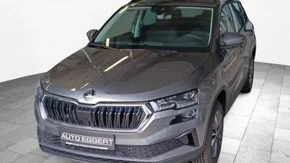 Grau Neu 2025 Skoda Karoq Tour SUV | 36.990 € (Fairer Preis)