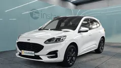 Weiß Gebraucht 2022 Ford Kuga ST-Line SUV | 27.322 € (Fairer Preis)