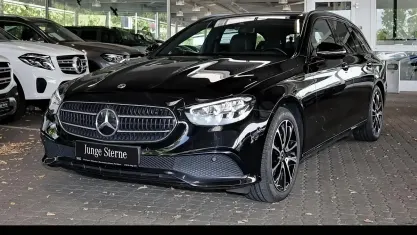 Gebraucht Mercedes E220 Avantgarde 194 PS (142 kW) 2022 Obsidianschwarz Kombi