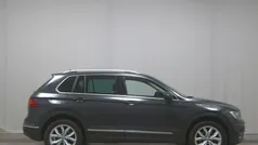 Grau Gebraucht 2020 VW Tiguan Highline SUV | 20.780 € (Guter Preis)