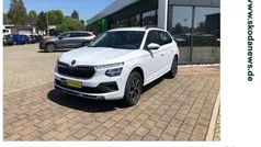 Weiß (moonweiß perleffekt) Neu 2025 Skoda Kamiq SUV | 23.990 € (Fairer Preis)
