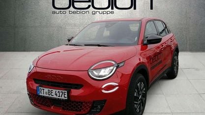 Gebraucht Fiat 600E 61 kW (84 PS) 2025 Rot Limousine