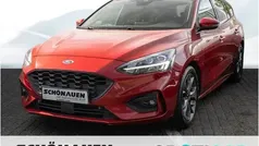Rot Gebraucht 2022 Ford Focus ST-Line Kombi | 18.270 € (Fairer Preis)