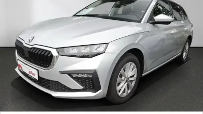 Gebraucht Skoda Scala Selection 116 PS (85 kW) 2025 Brillantsilber metallic Kleinwagen