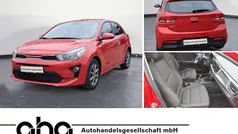 Rot Gebraucht 2022 Kia Rio Limousine | 13.730 € (Fairer Preis)