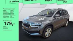 Graphitegrau metallic Gebraucht 2024 Skoda Karoq Selection SUV | 29.348 € (Superpreis)