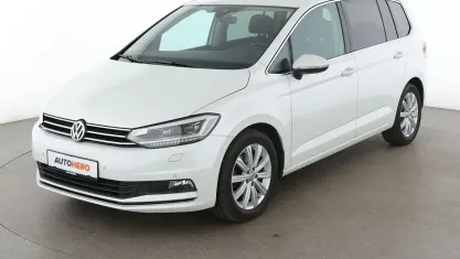 Gebraucht VW Touran Highline 190 PS (139 kW) 2019 Weiß Van / Kleinbus