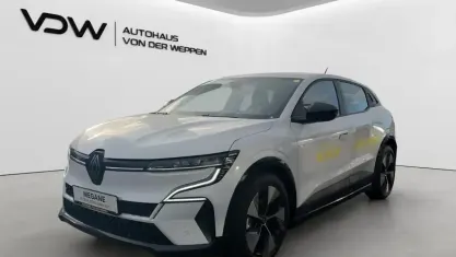 Gebraucht Renault Megane E-Tech Equilibre 96 kW (131 PS) 2024 Weiß Limousine