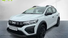 Arktisweiß (weiß) Neu 2025 Dacia Sandero Essentiel Kleinwagen | 15.985 € (Guter Preis)