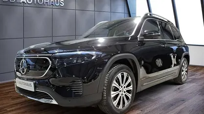 Schwarz Gebraucht 2023 Mercedes EQB300 SUV | 35.980 € (Fairer Preis)