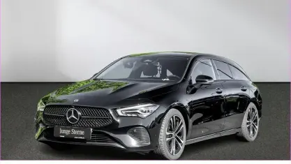Gebraucht Mercedes CLA200 Shooting Brake Progressive 163 PS (119 kW) 2024 Unilack nachtschwarz Kombi